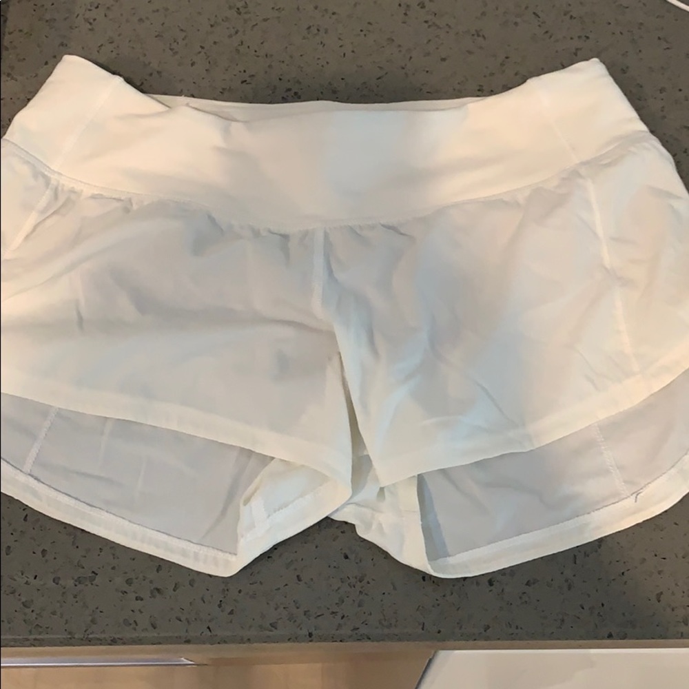 Lululemon shorts 2.5”